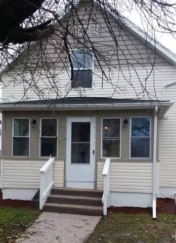 1317 Locust, Jackson, MI 49203 photo 1