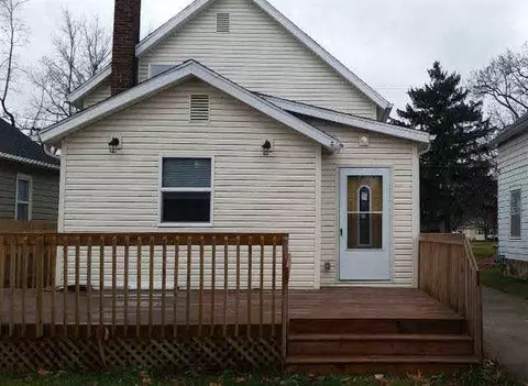 1317 Locust, Jackson, MI 49203 photo 5