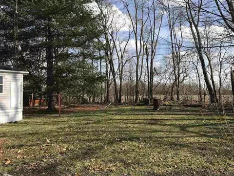 9283 Charmin, Jackson, MI 49201 photo 3