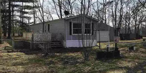 9283 Charmin, Jackson, MI 49201 photo 2