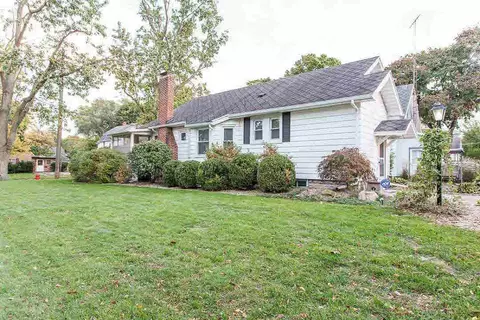 122 N Thompson, Jackson, MI 49202 photo 24