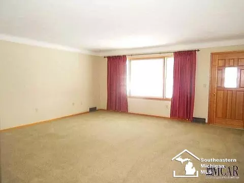 4170 St Anthony, Temperance, MI 48182 photo 3