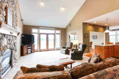 6399 Wheaton, Jackson, MI 49201 photo 7