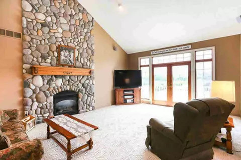 6399 Wheaton, Jackson, MI 49201 photo 8