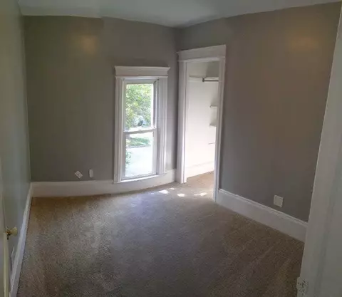 141 N Thompson, Jackson, MI 49202 photo 18