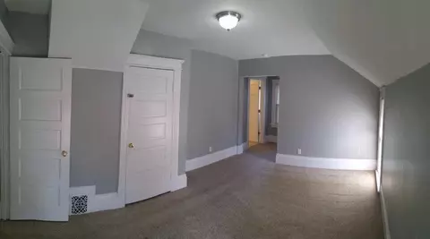 141 N Thompson, Jackson, MI 49202 photo 25