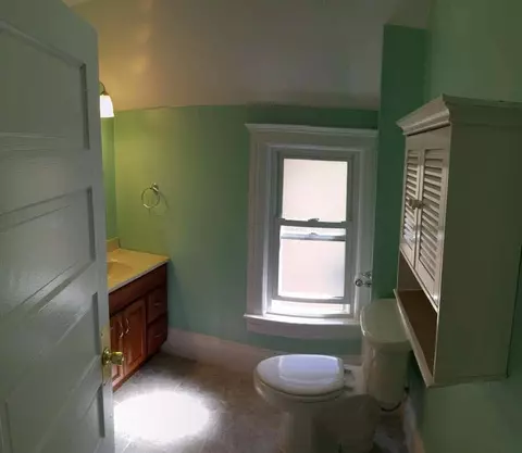 141 N Thompson, Jackson, MI 49202 photo 22