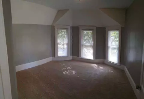 141 N Thompson, Jackson, MI 49202 photo 20