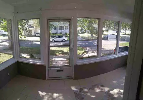 141 N Thompson, Jackson, MI 49202 photo 2