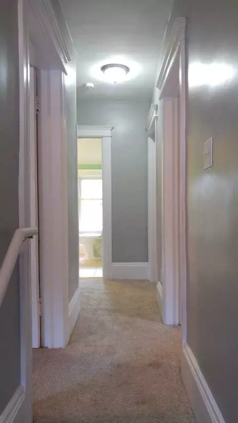 141 N Thompson, Jackson, MI 49202 photo 17