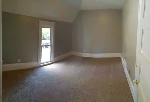 141 N Thompson, Jackson, MI 49202 photo 13