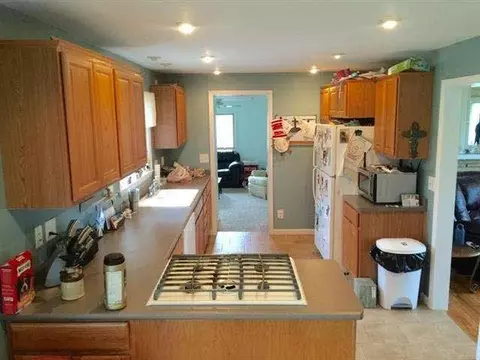 843 Halstead, Jackson, MI 49203 photo 6