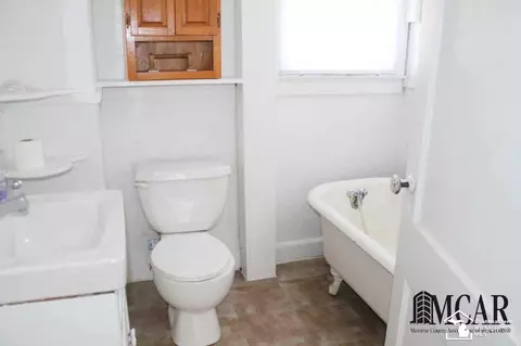139 Godfroy, Monroe, MI 48162 photo 10