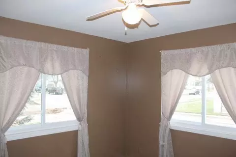 515 Orange, Jackson, MI 49202 photo 4
