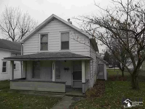 618 Harrison, Monroe, MI 48161 photo 3