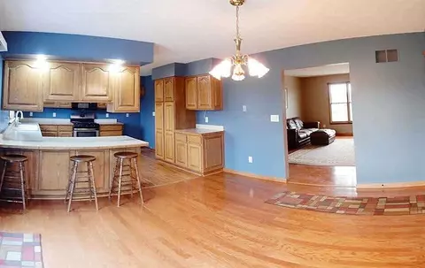 5152 Page, Jackson, MI 49201 photo 3