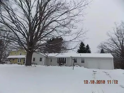 3126 Mccain, Jackson, MI 49203 photo 1