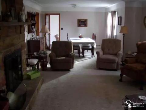4594 S Custer, Monroe, MI 48161 photo 6