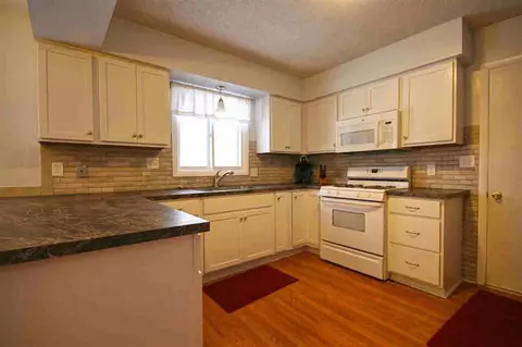 3921 Harwich, Jackson, MI 49201 photo 7