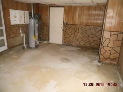 167 Peacock, Jackson, MI 49202 photo 9
