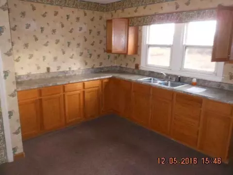167 Peacock, Jackson, MI 49202 photo 5