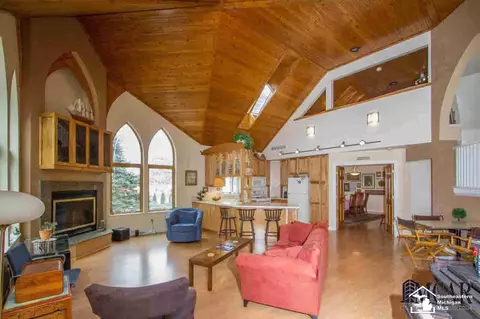 9255 Crabb, Temperance, MI 48182 photo 4