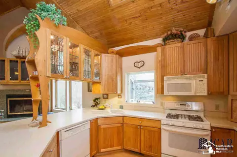9255 Crabb, Temperance, MI 48182 photo 11