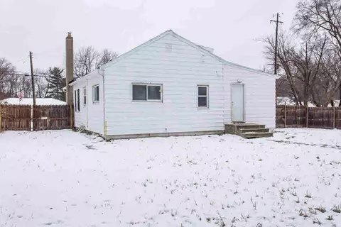 719 Lowell, Jackson, MI 49202 photo 6