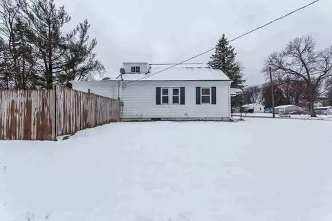 719 Lowell, Jackson, MI 49202 photo 2