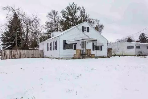 719 Lowell, Jackson, MI 49202 photo 9