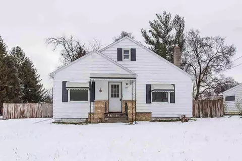 719 Lowell, Jackson, MI 49202 photo 1