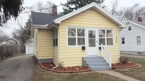 642 W Monroe, Jackson, MI 49202 photo 1