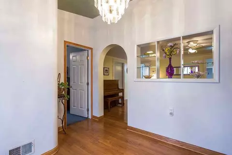 1801 N Sutton, Jackson, MI 49202 photo 10