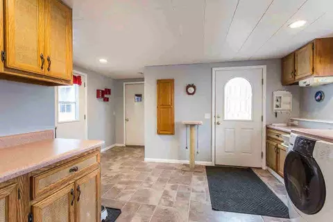 1801 N Sutton, Jackson, MI 49202 photo 4