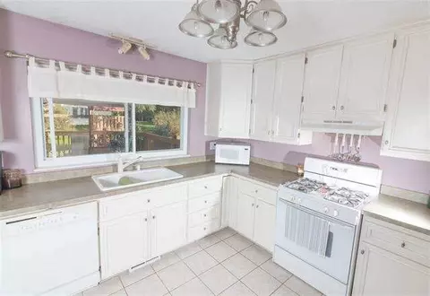 6981 Surrey, Jackson, MI 49201 photo 10