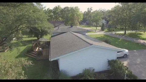 6981 Surrey, Jackson, MI 49201 photo 2