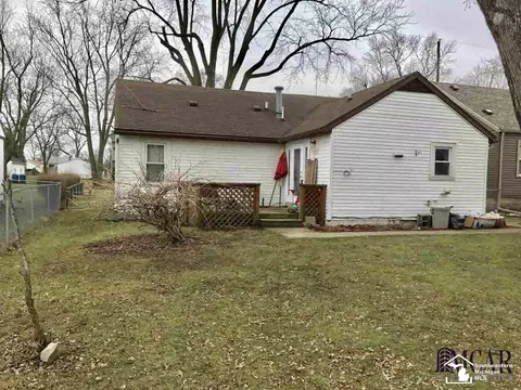 5558 Central, Monroe, MI 48161 photo 2