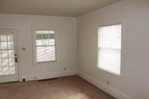 602 Seventh, Jackson, MI 49203 photo 4