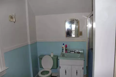 122 Arnold, Jackson, MI 49202 photo 23