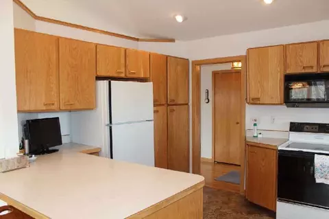2860 Blackman, Jackson, MI 49201 photo 13