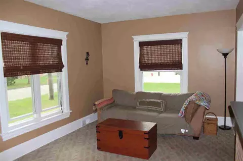 514 Park, Jackson, MI 49203 photo 3