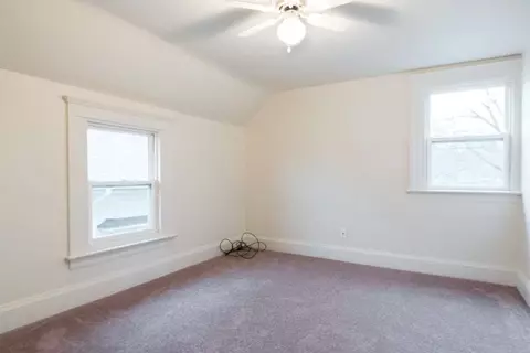 109 N Thompson, Jackson, MI 49202 photo 11