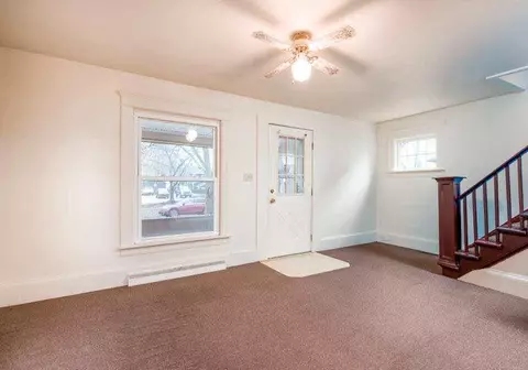 109 N Thompson, Jackson, MI 49202 photo 3
