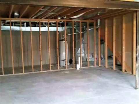 878 Chamberlain, Jackson, MI 49203 photo 18