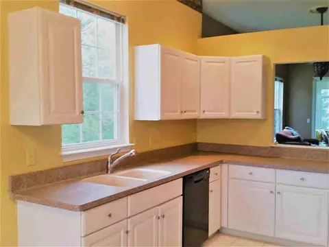 878 Chamberlain, Jackson, MI 49203 photo 15