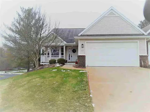 878 Chamberlain, Jackson, MI 49203 photo 1