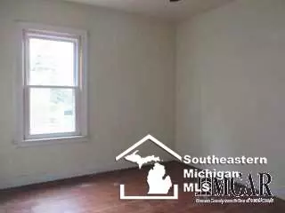 535 Godfroy, Monroe, MI 48162 photo 5