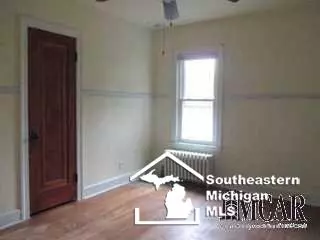 535 Godfroy, Monroe, MI 48162 photo 6