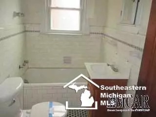 535 Godfroy, Monroe, MI 48162 photo 7