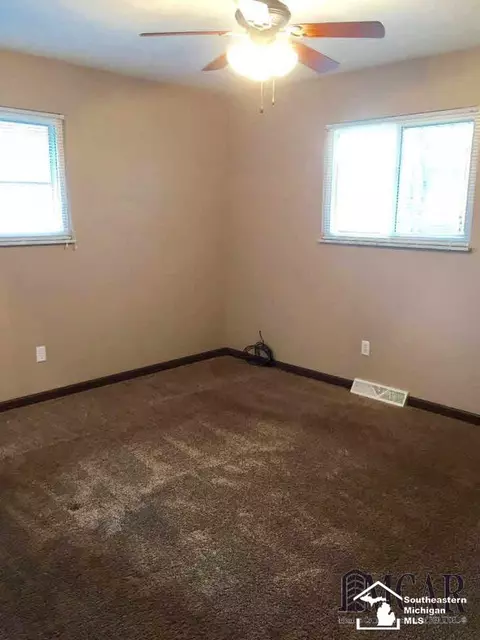 10797 Secor, Temperance, MI 48182 photo 11